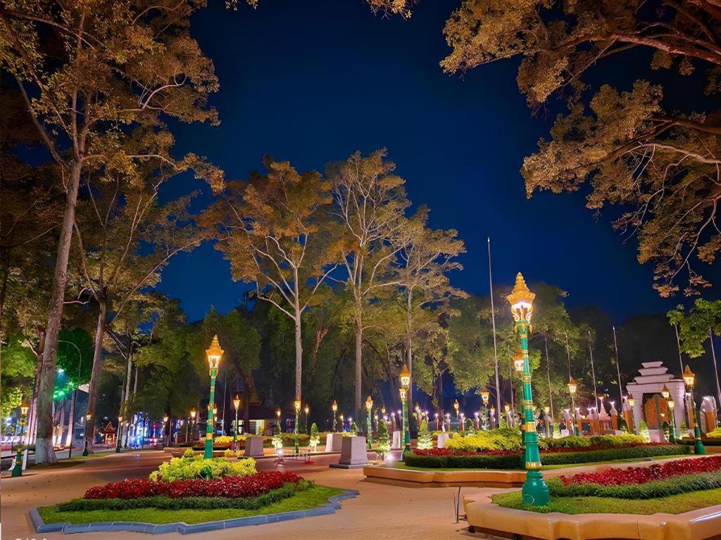 Ladear Angkor Boutique Hotel Сіємреап Екстер'єр фото